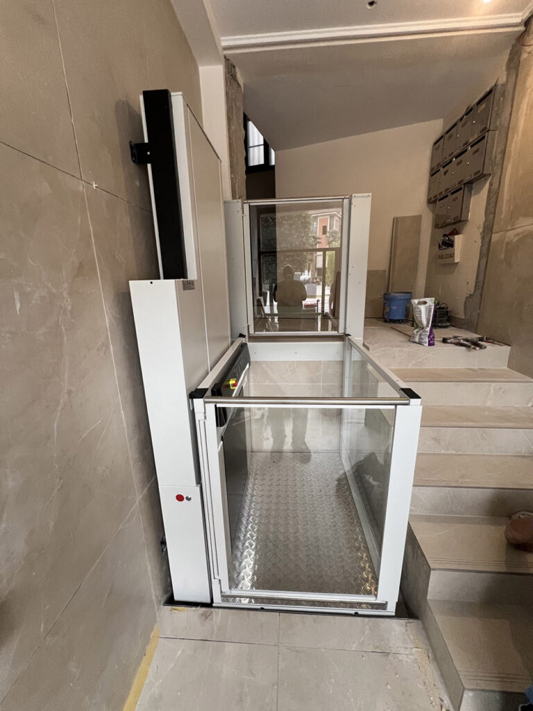 Elevador-vertical-escaleras-EVP-E (31)