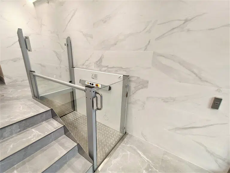 Elevador-vertical-escaleras-EVP-X-PORTADA