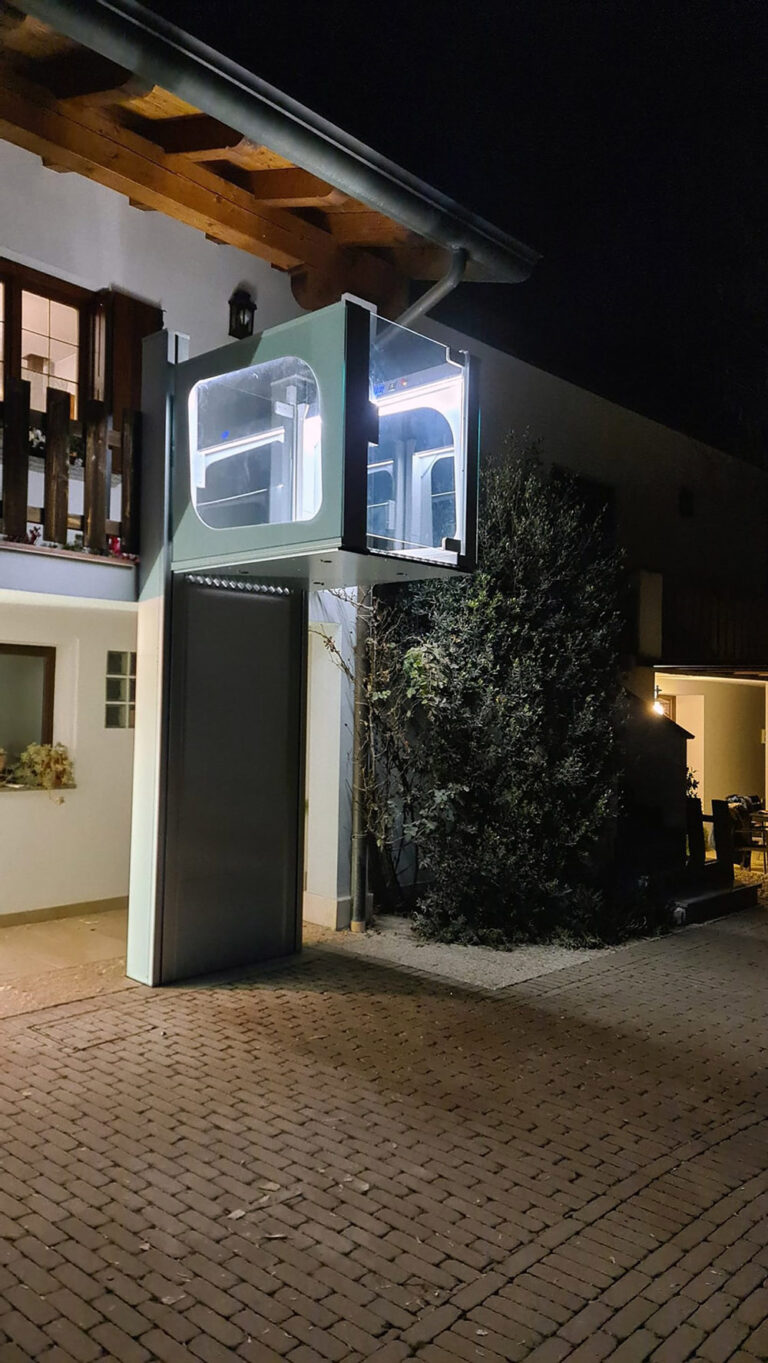 Elevador-vertical-plataforma-EVP-PLAT(2)