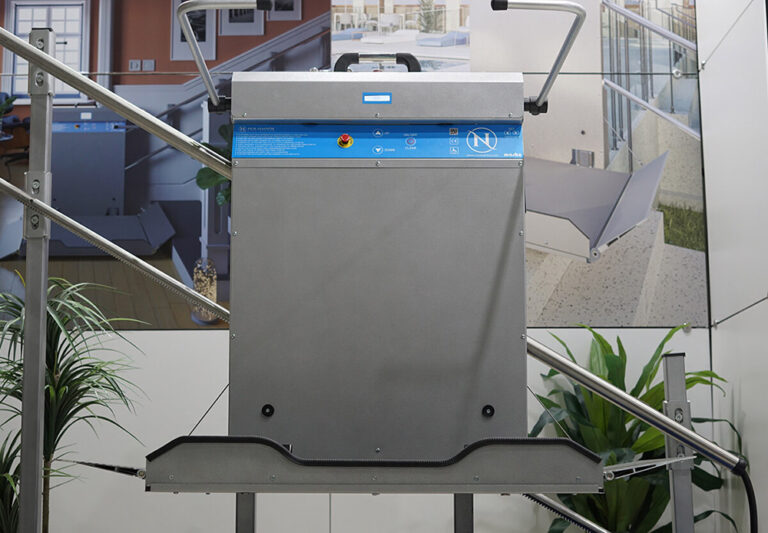 Plataforma-salva-escaleras-exterior-PETR-N (2)