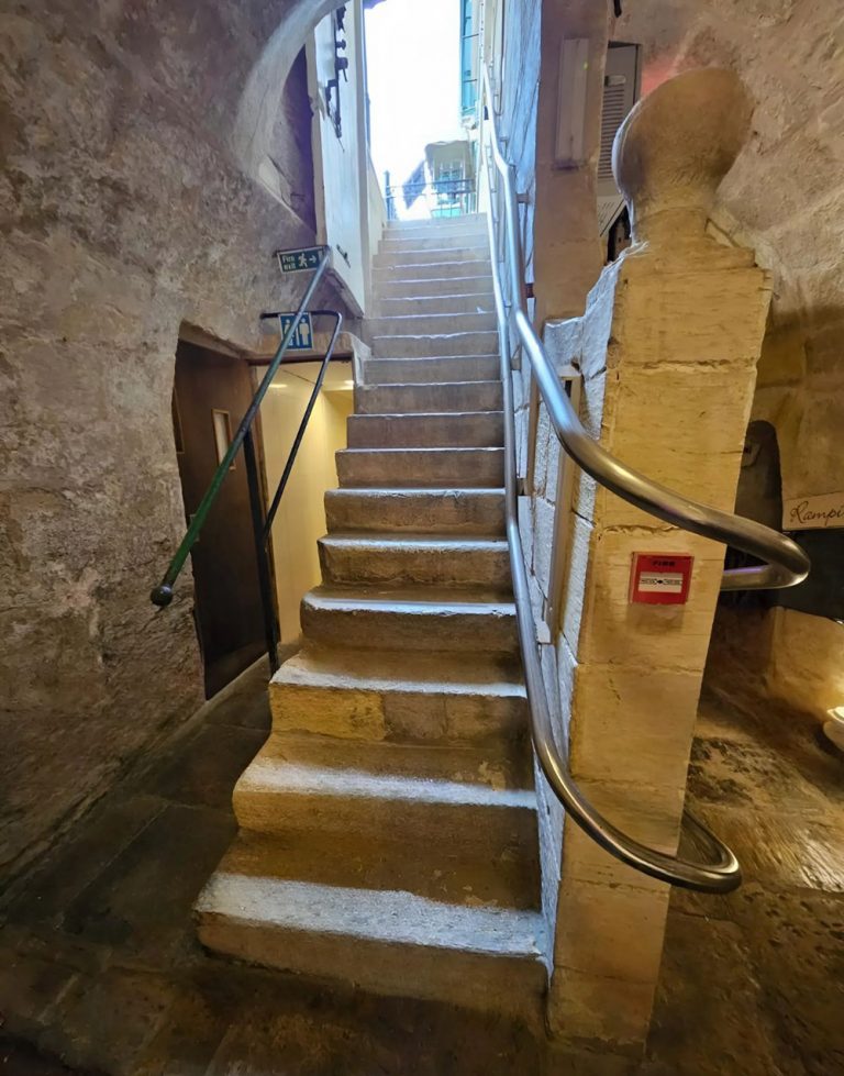 Plataforma-salvaescaleras-PETC-K (10)