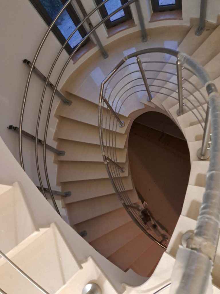 Plataforma-salvaescaleras-PETC-K (11)