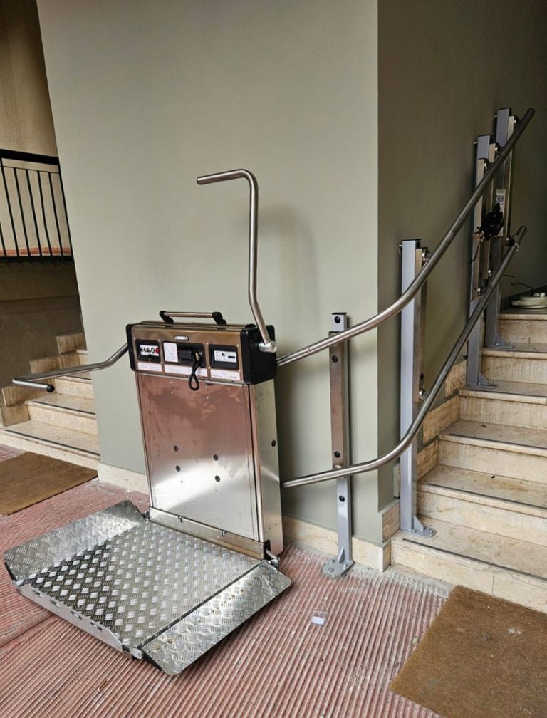 Plataforma-salvaescaleras-PETC-K (16)