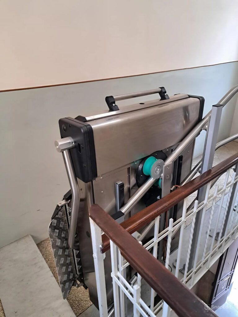 Plataforma-salvaescaleras-PETC-K (4)