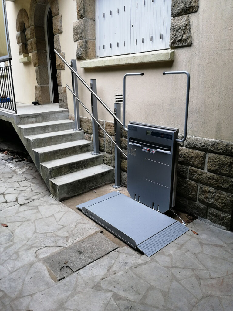 Plataforma-salvaescaleras-exterior-PETR-AS (4)