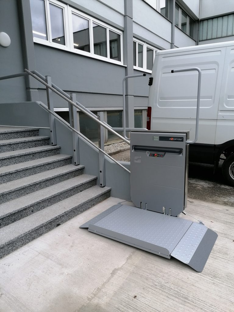 Plataforma-salvaescaleras-exterior-PETR-AS (9)