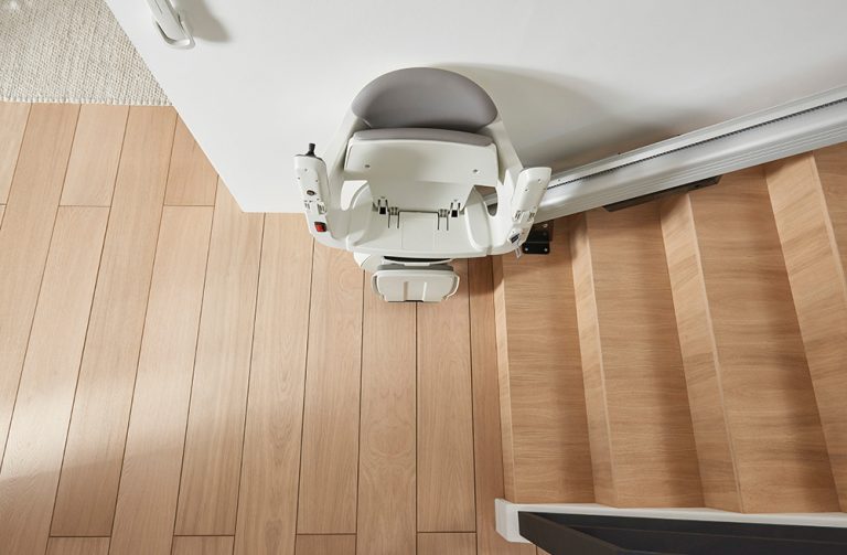 Silla-salvaescaleras-Str-f-Str-Extra-abajo-escaleras (1)