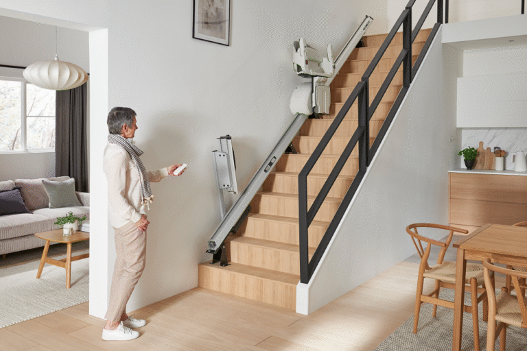 Silla-salvaescaleras-Str-f-Str-Extra-movimiento (2)